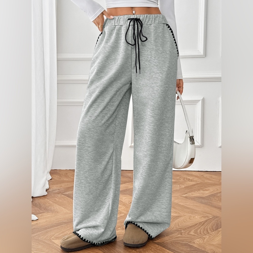 Wide-Leg Drawstring Pants - Picture 9 of 14